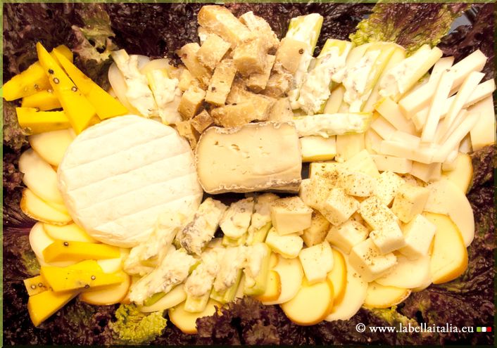 Panier de fromages - La Bella Italia Traiteur Italien Bruxelles